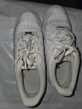 Kids White Athletic Sneakers - Unbranded
